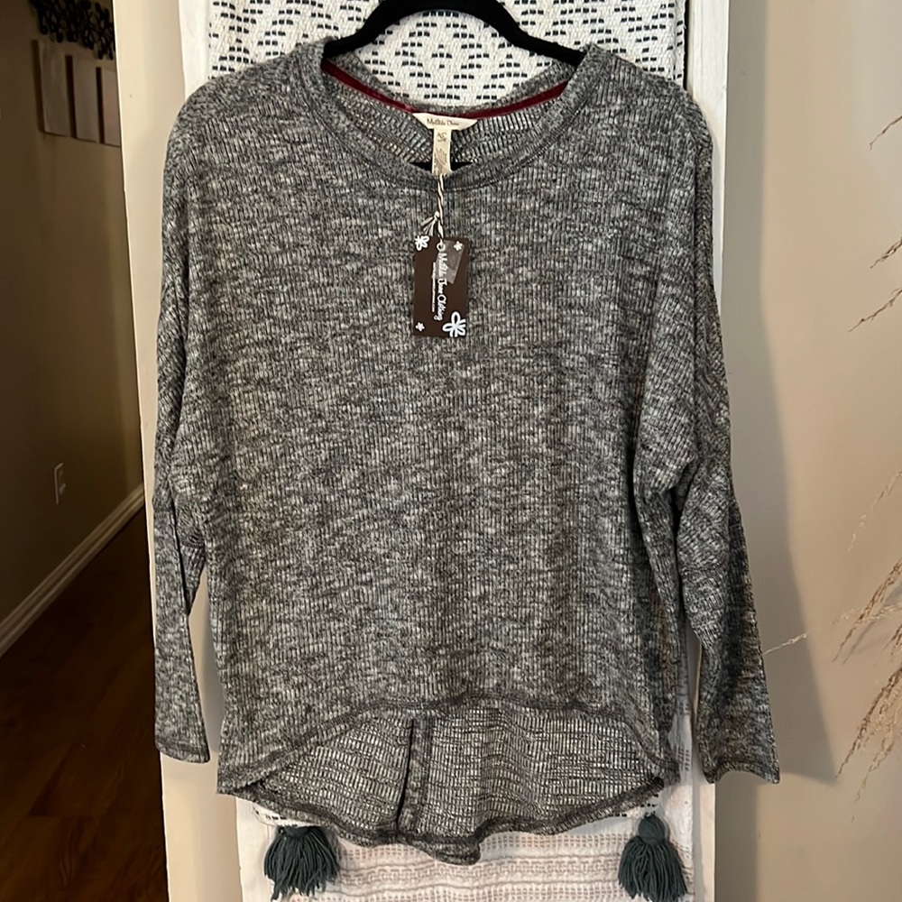 matilda jane, size s, flowy sweater, open back